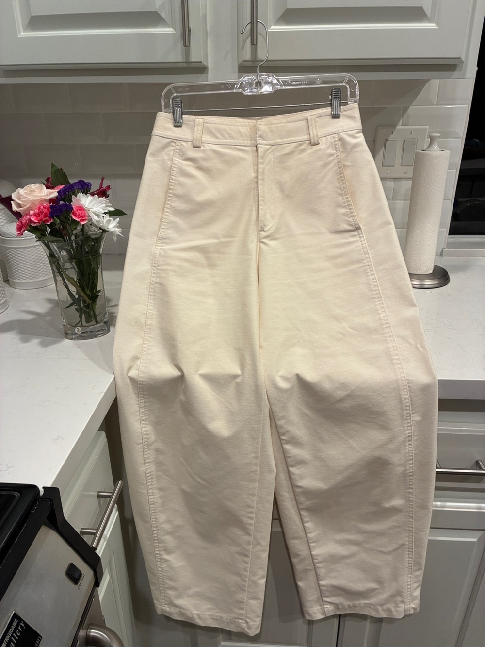 Uniqlo Jersey Barrel Pants in Off-White